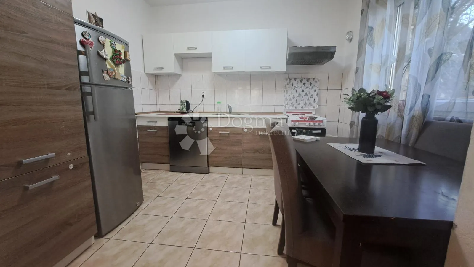 rijeka, kukuljanovo, etaža s terasom i vrtom, 3s+db - slika 2