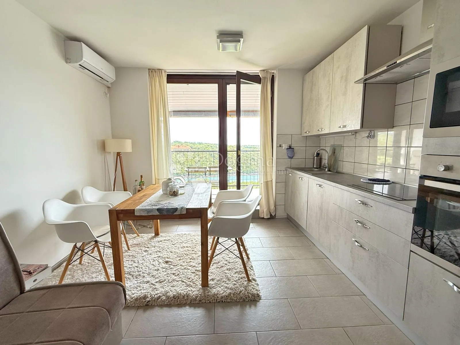 najbolja lokacija u marčani, apartman 1. red do mora - slika 2