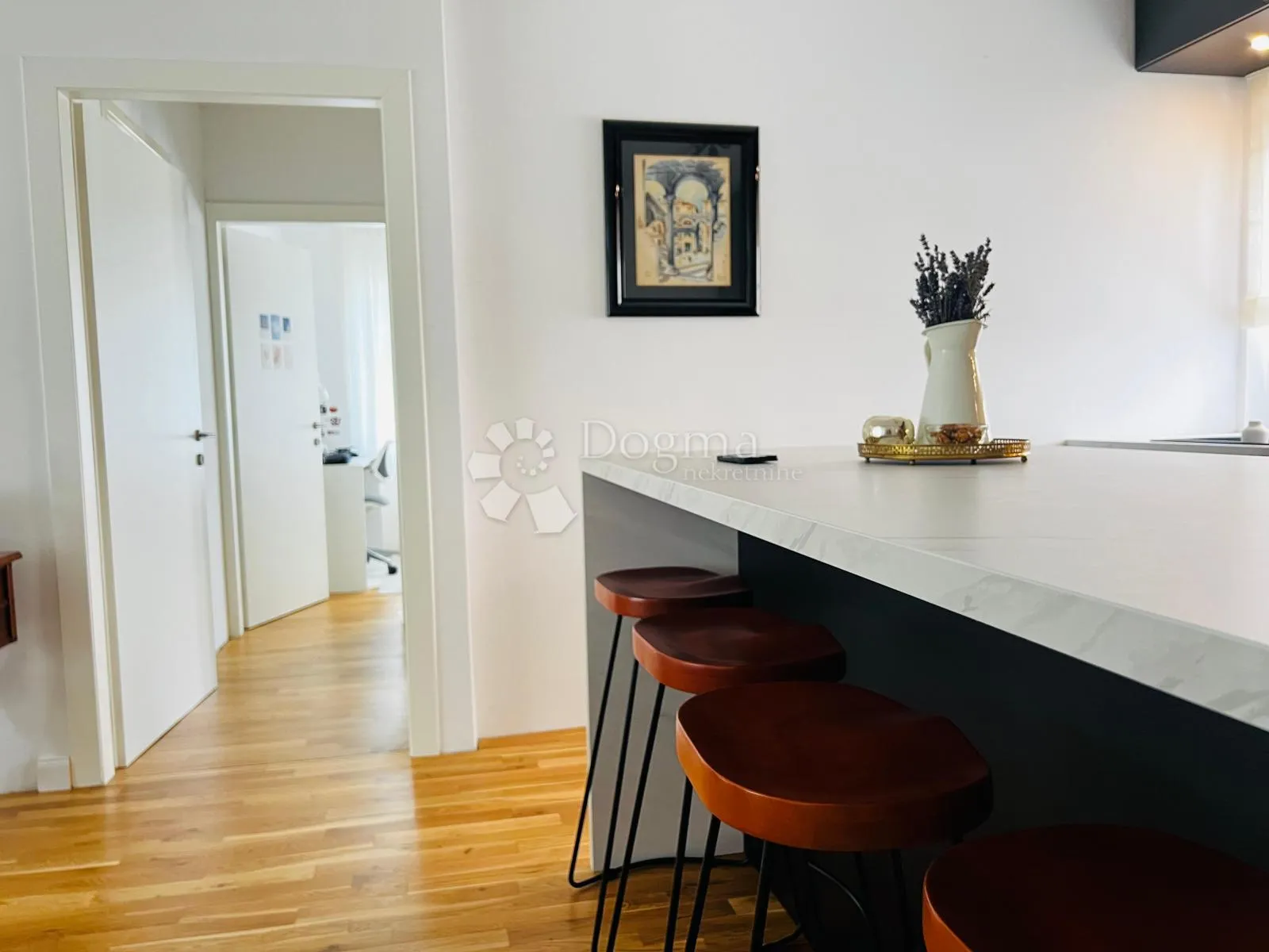 šalata, prilika, novoadaptirani trosobni stan, 100m2 nkp - slika 4