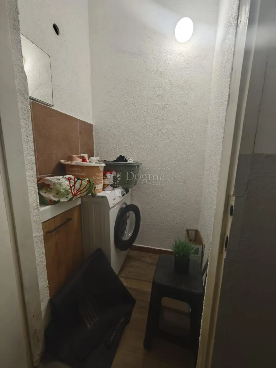 moderan mali stan u centru zagreba - slika 10