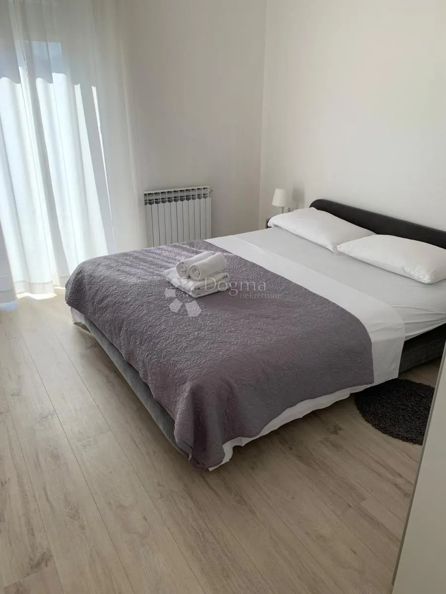 zadar, borik, prostran stan s garažom - slika 7