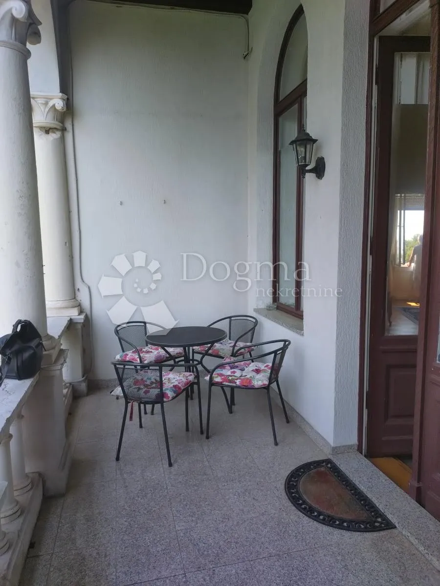 luksuzni stan u au villi za najam - slika 14