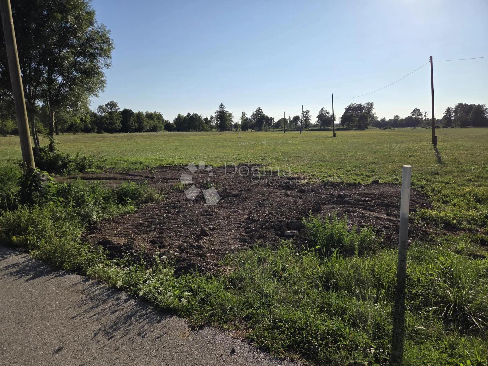 čička poljana odlično građevinsko zemljište 3900 m2 na prodaju - slika 3
