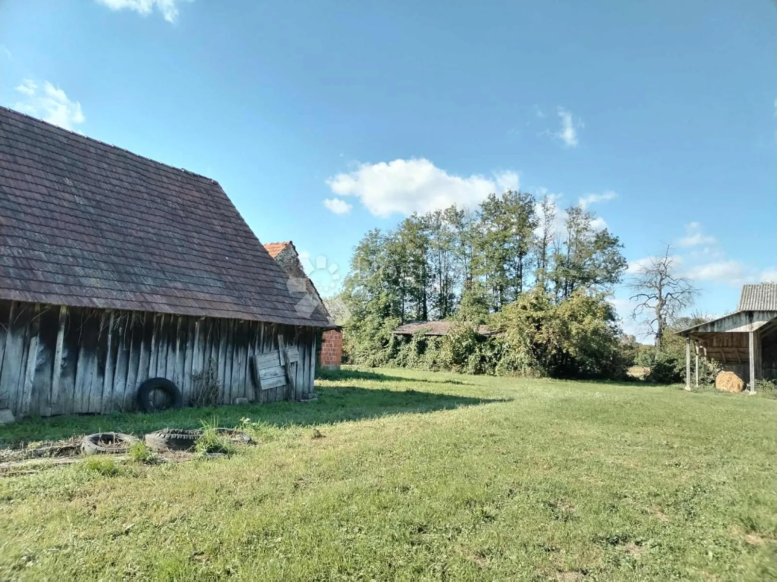 veliko imanje 39.323 m² – mir, priroda i potencijal! - slika 10