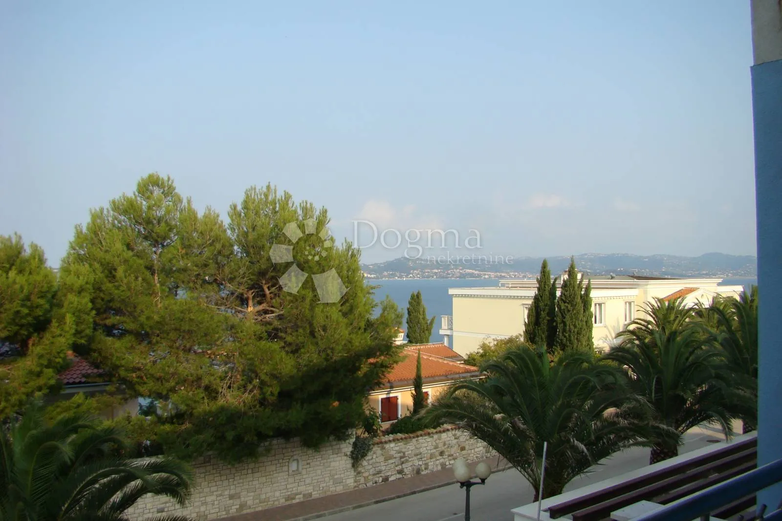 apartman na prestižnoj lokaciji - slika 19