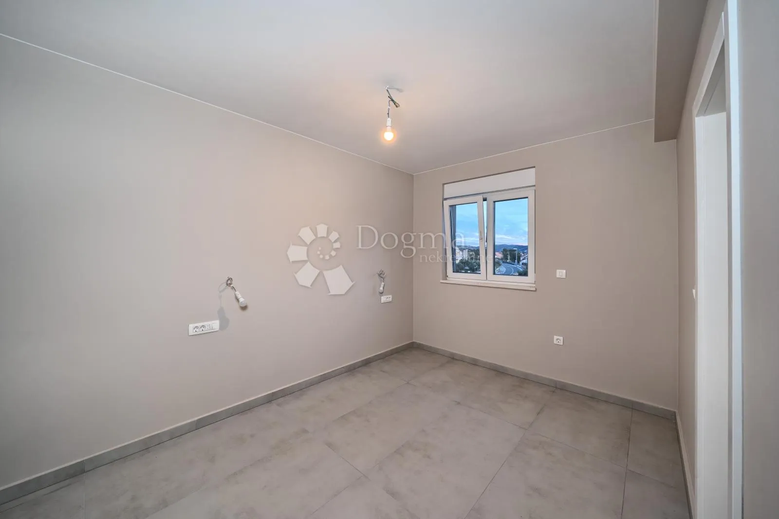 brodarica- penthouse 120m od mora as4 - slika 10