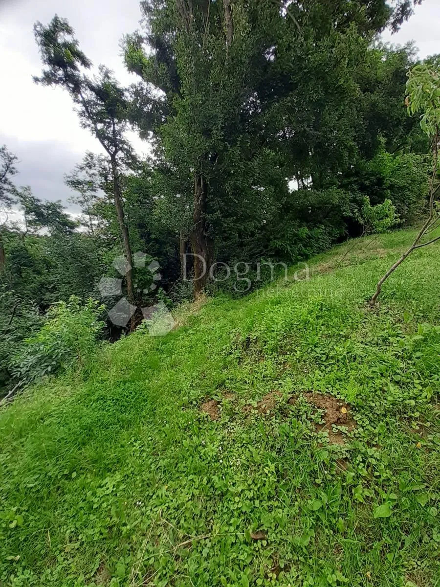 prodaje se parcela sa pogledom - slika 5