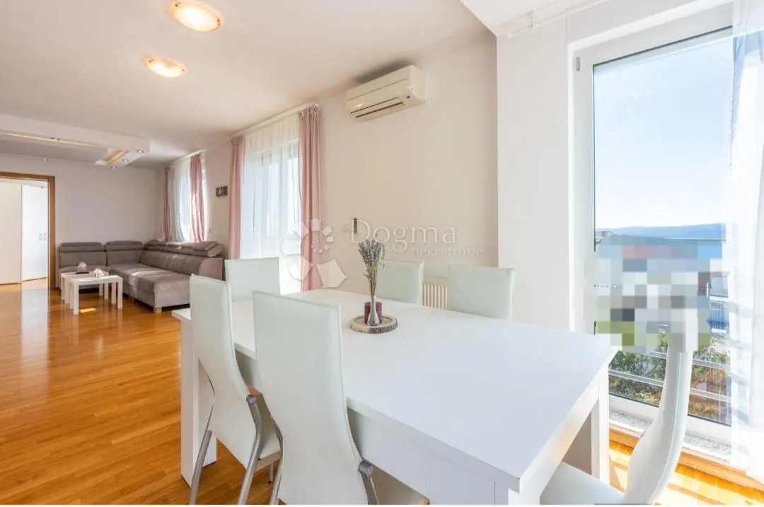 dvosoban stan /apartman u crikvenici! - slika 3