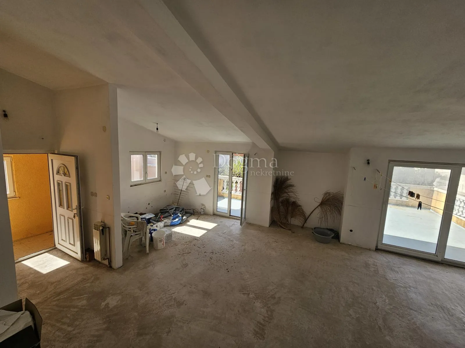 apartmanska kuća u pakoštanima - slika 48