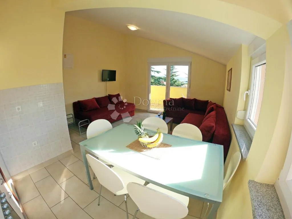 namješten dvoetažni apartman u svetom filipu i jakovu – idealan za odmor ili turistički najam - slika 12