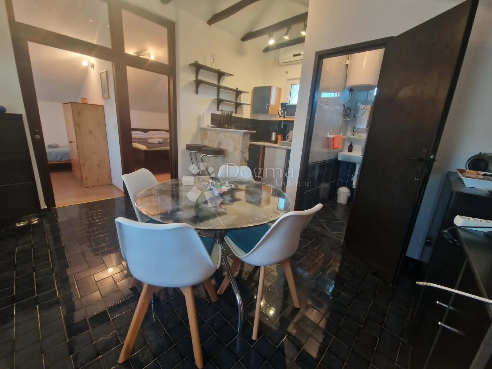 vrsi - zukve - apartmanska kuća u blizini mora - slika 39