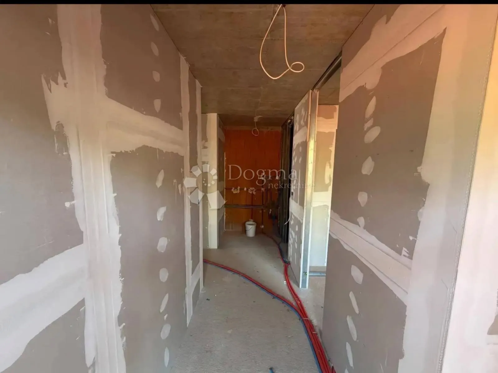 dva stana u modernoj novogradnji u iki! 90m2 - slika 5