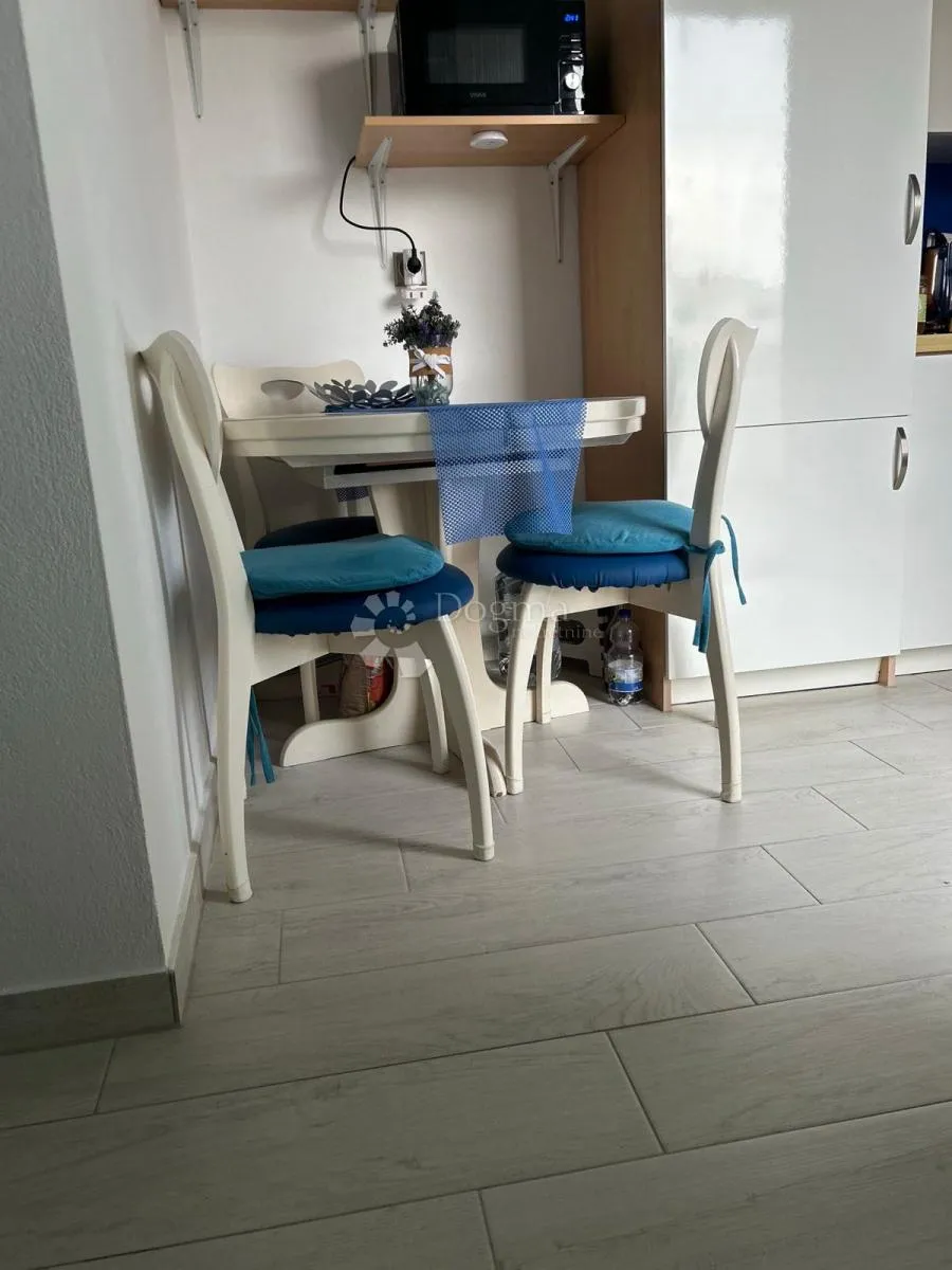 povljana - stan, 2 sp. sobe prvi red do plaže - slika 5