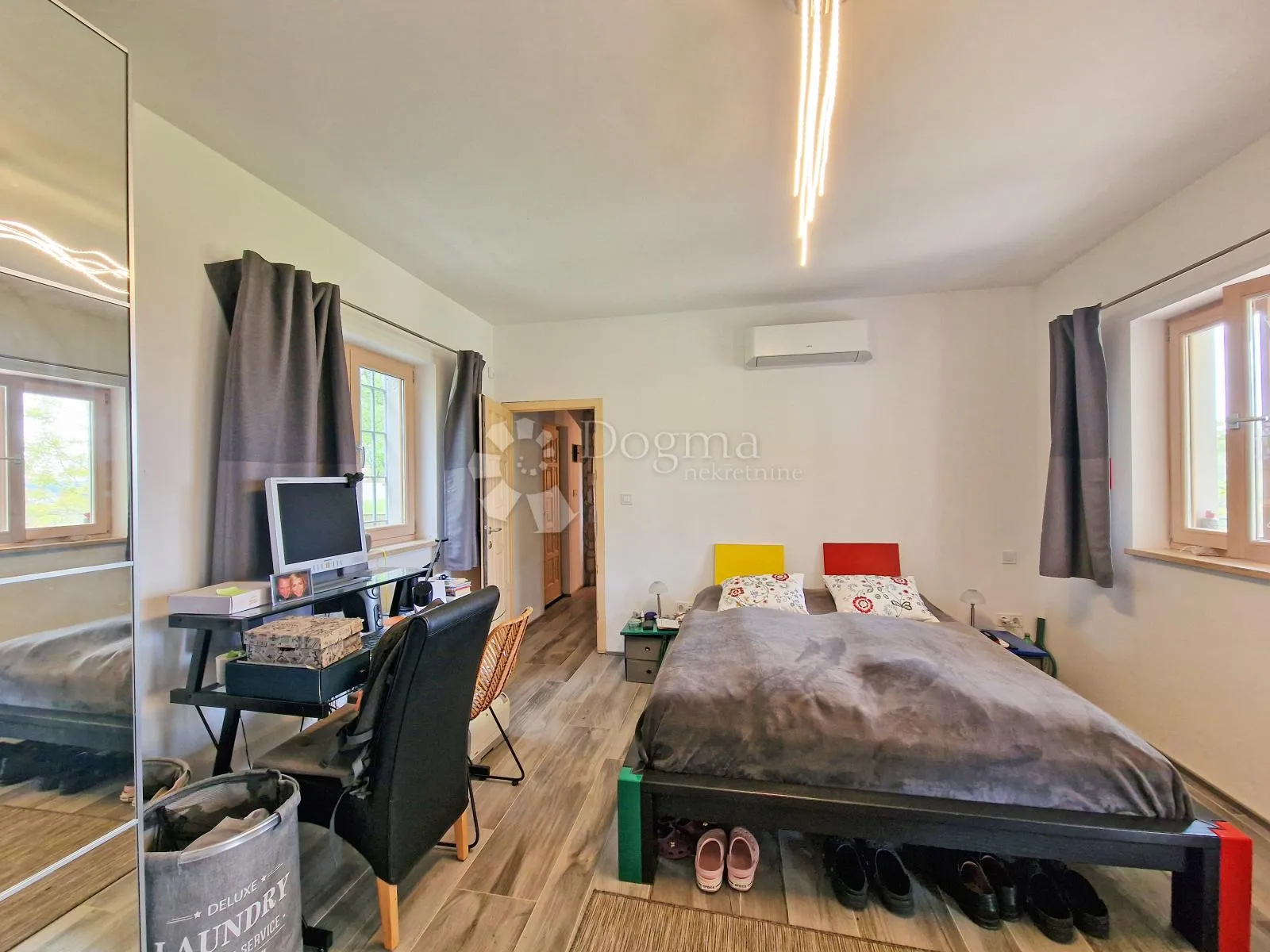 kuća sa panoramskim pogledom i na 200m od mora! - slika 10