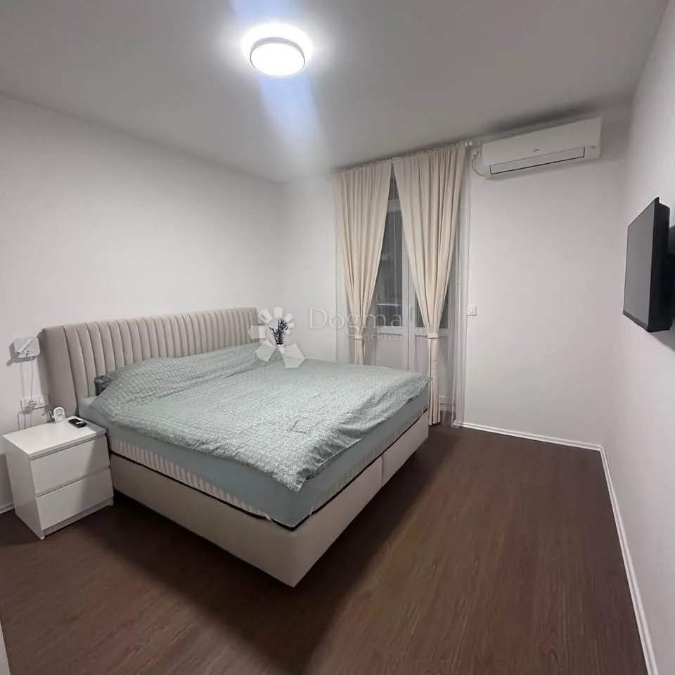 novouređen moderan stan 65m² - centar rijeke - slika 4