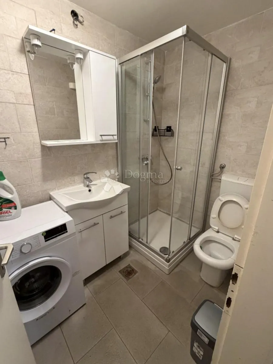 kuća sa dva apartmana, vela luka - slika 16