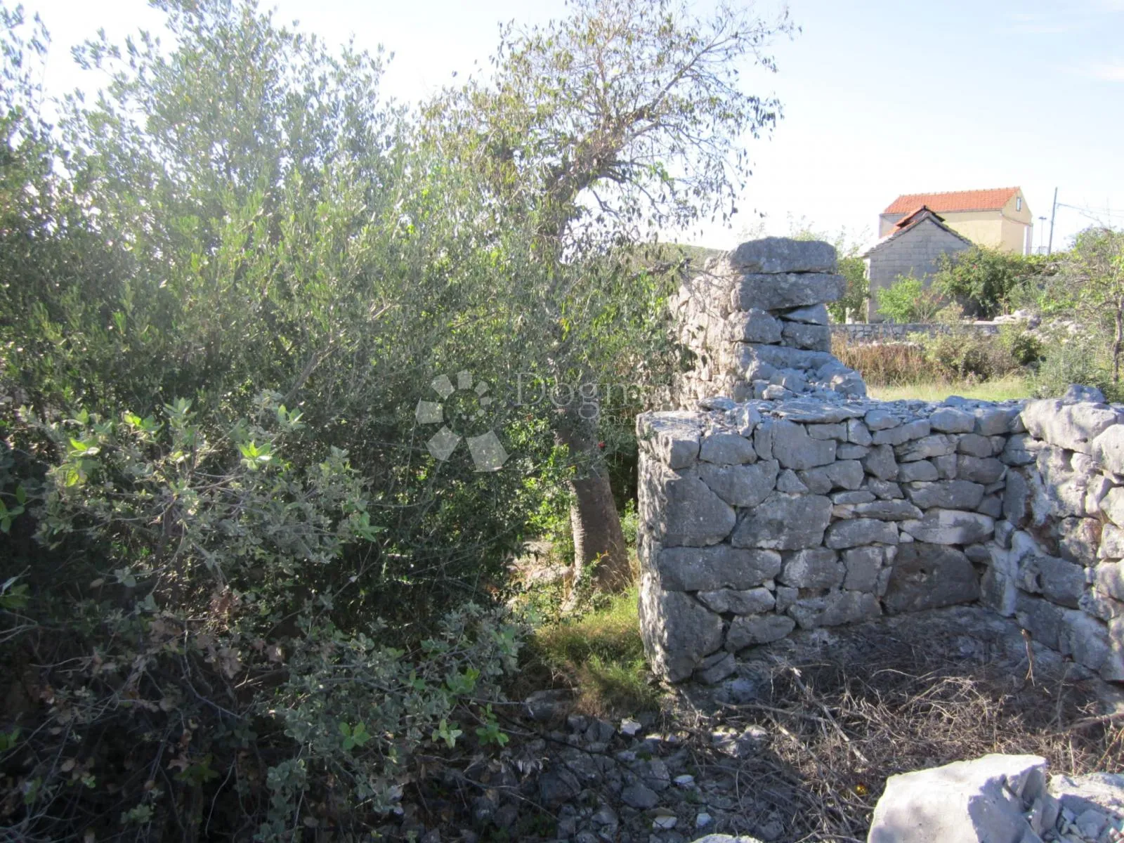 vinišće - kuća s projektom i započetom gradnjom! - slika 6