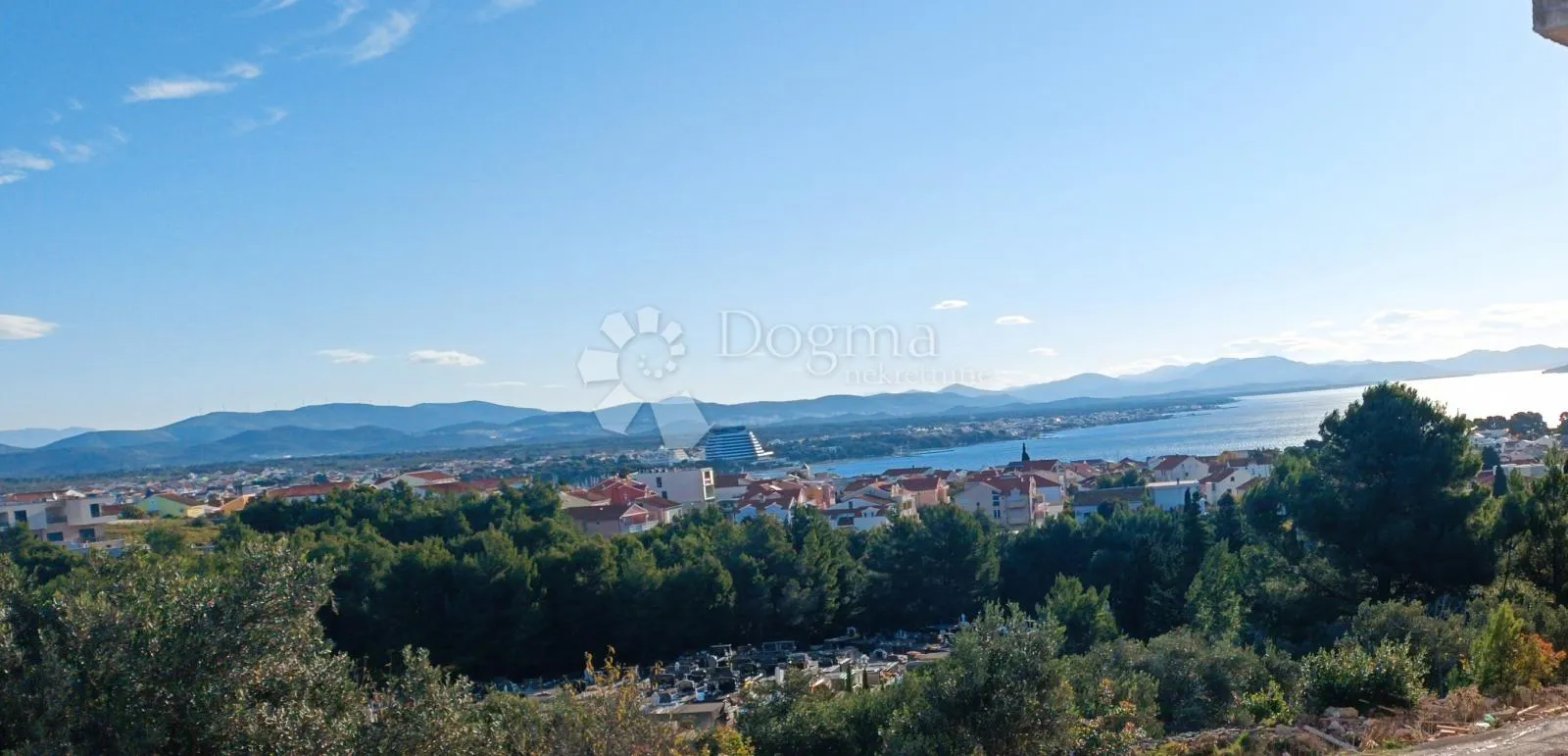 s2-novogradnja sa pogledom na more i bazenom, vodice - slika 13