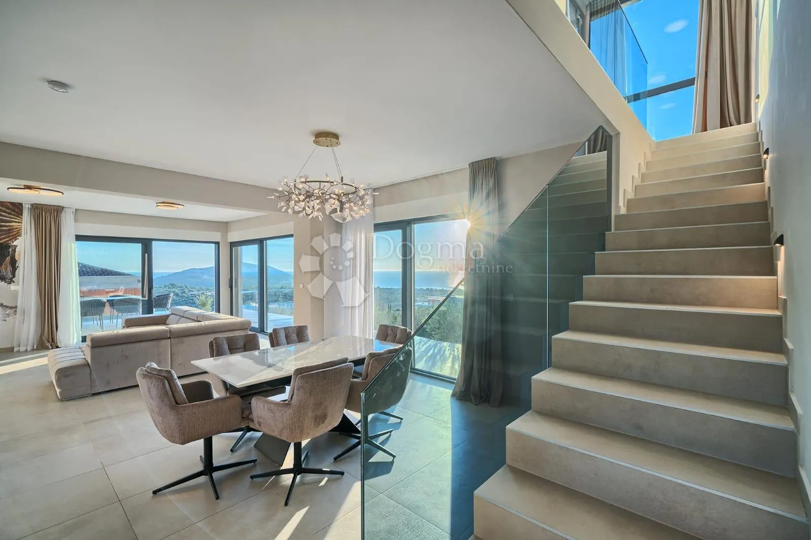 primošten - top villa s bazenom i pogledom na primošten - slika 17