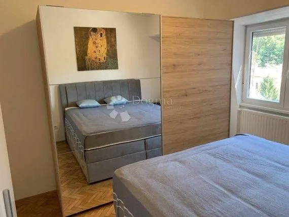 4- sobni stan s garažom britanac - slika 20