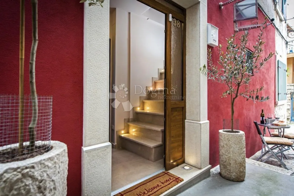 rovinj – moderan studio apartman na odličnoj lokaciji - slika 1