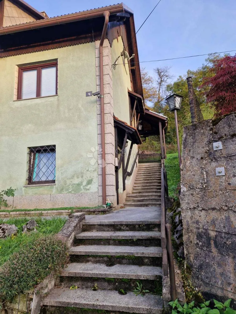 kuća 250m2 - slika 4