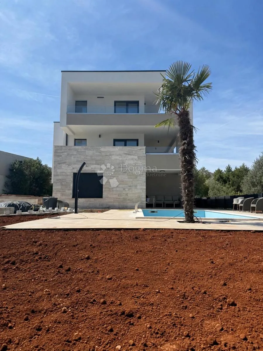 luksuzan apartman 20 m od mora – otok krk - slika 2