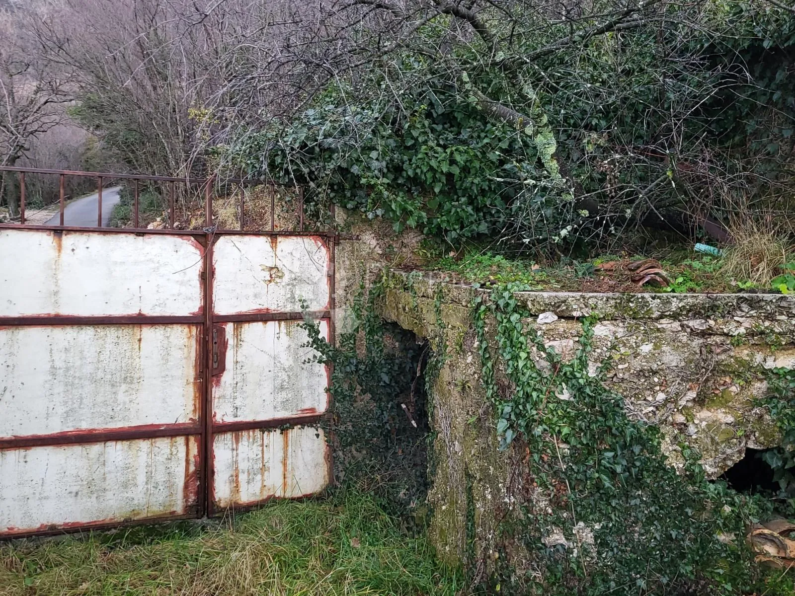 kamena kuća za uređenje sa pogledom na more - slika 14