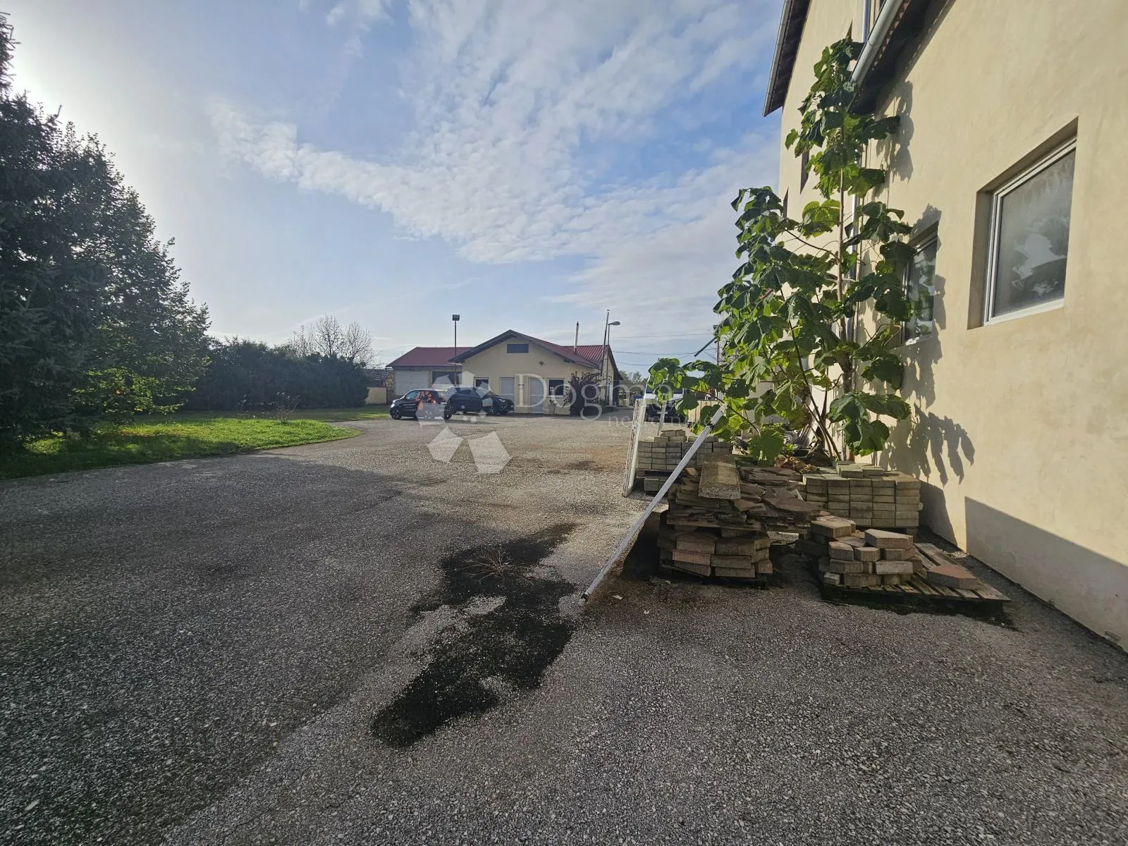 valionica pilića i mlin - slika 33