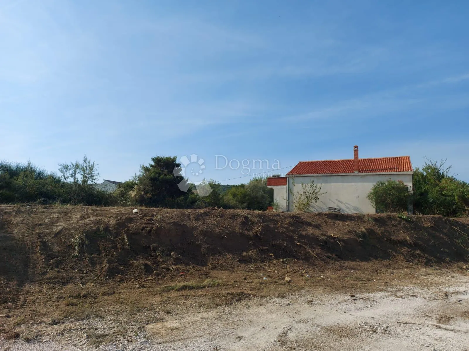 prodaje se građevinsko zemljište u ljubaču/ražanac - slika 4