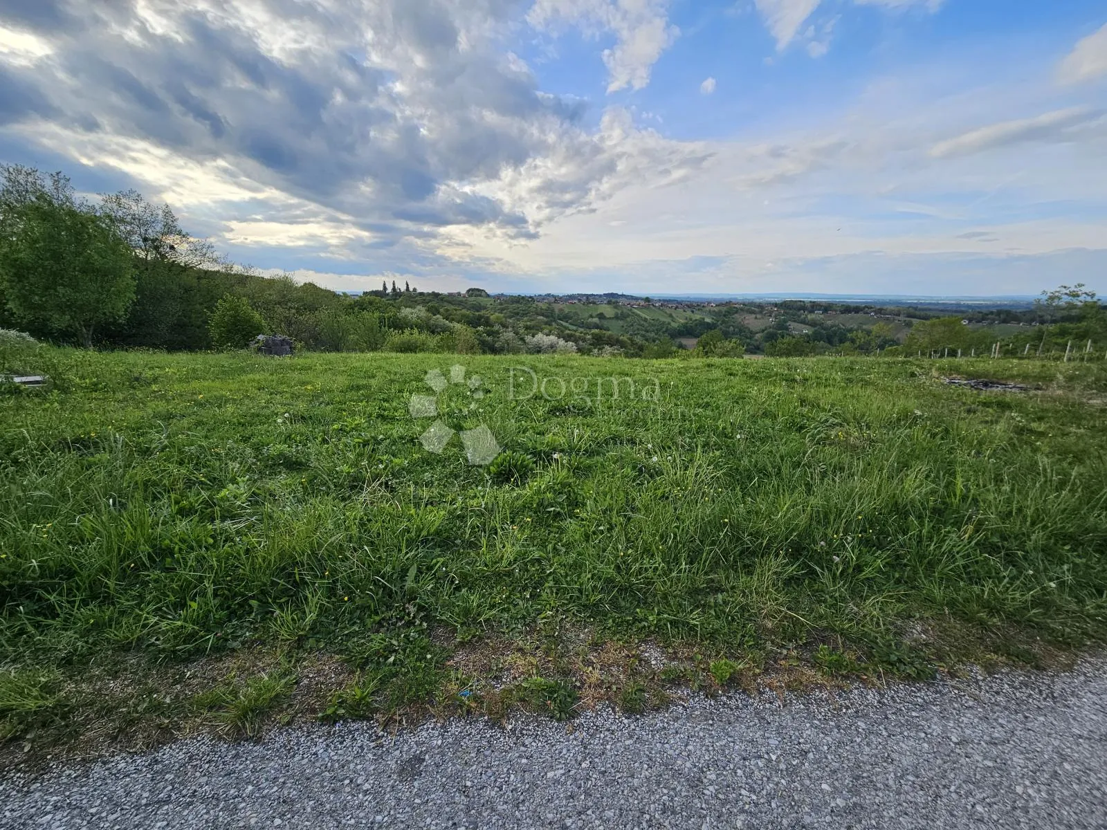 zemljište s pogledom - slika 5