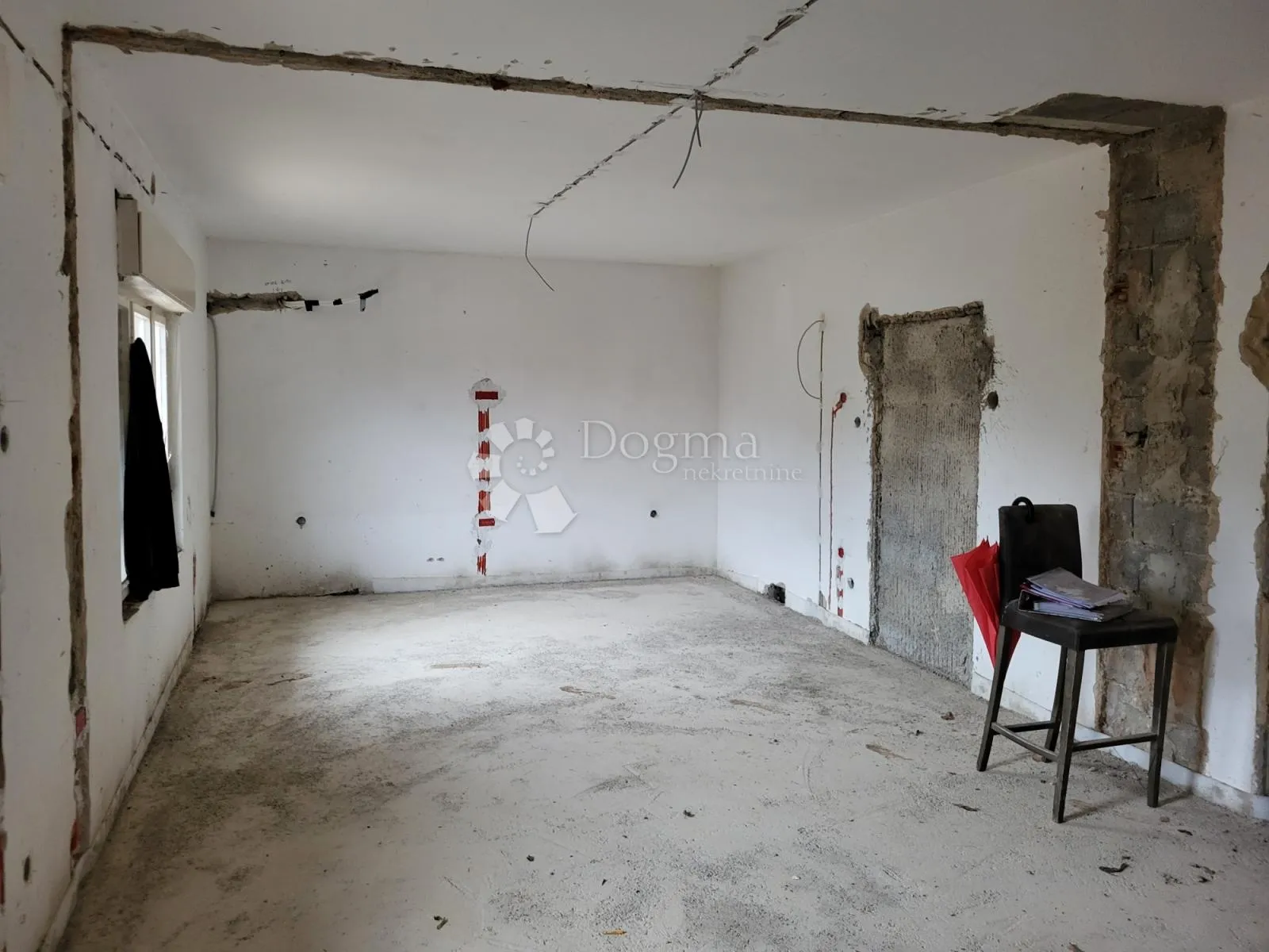 jadranovo kuća -započeta adaptacija - slika 13