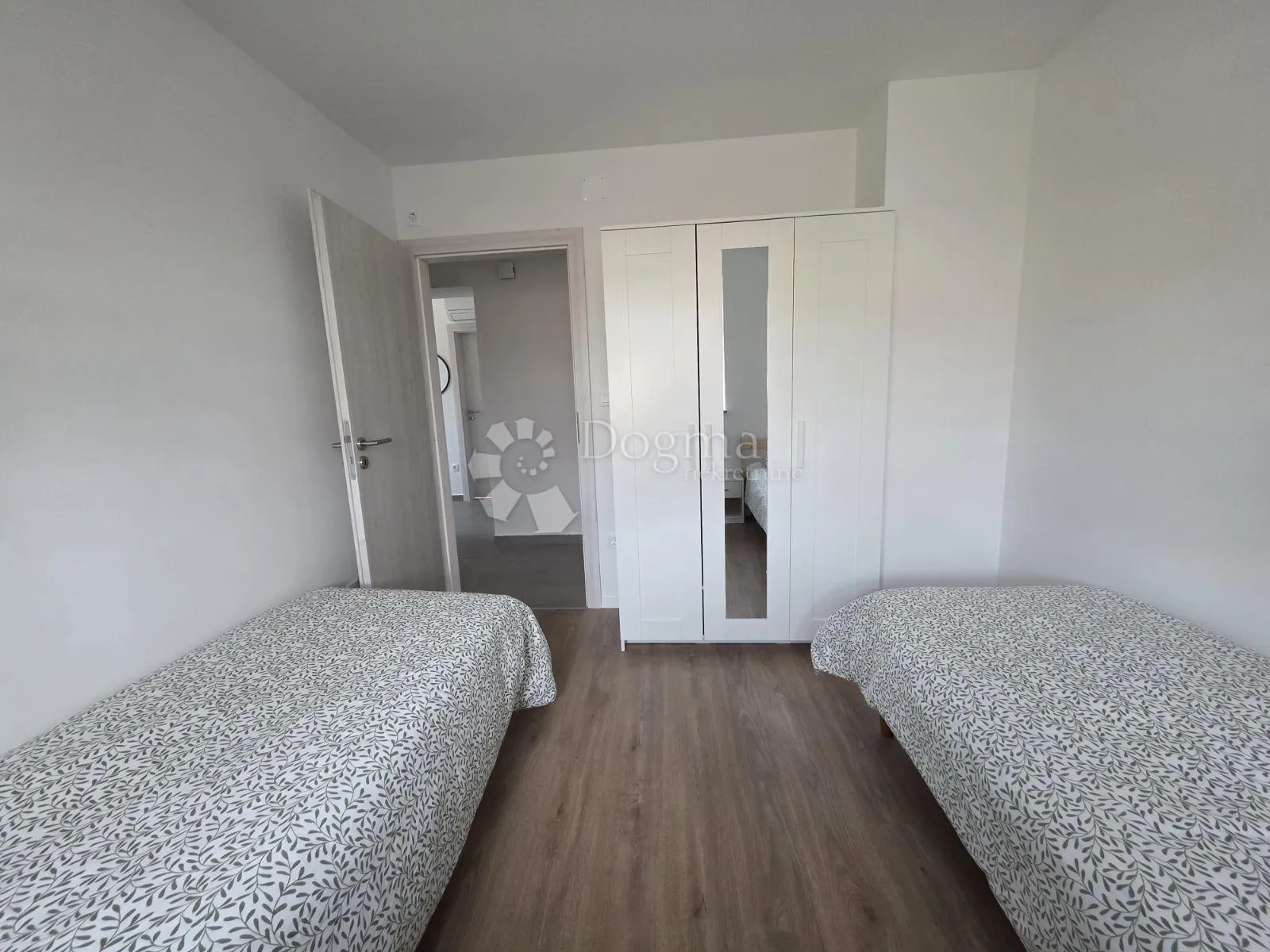 mir, privatnost i očaravajući pogled s balkona - slika 12