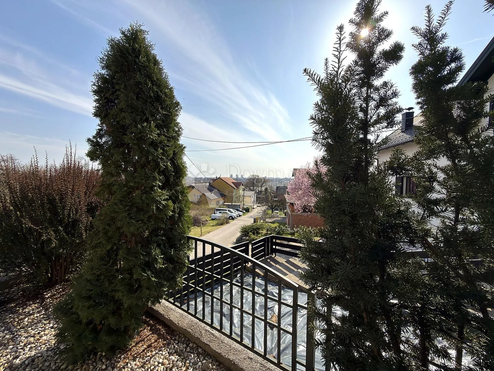 gornja dubrava – 3s stan 80 m² | vrt, terasa, parking, spremište - slika 10