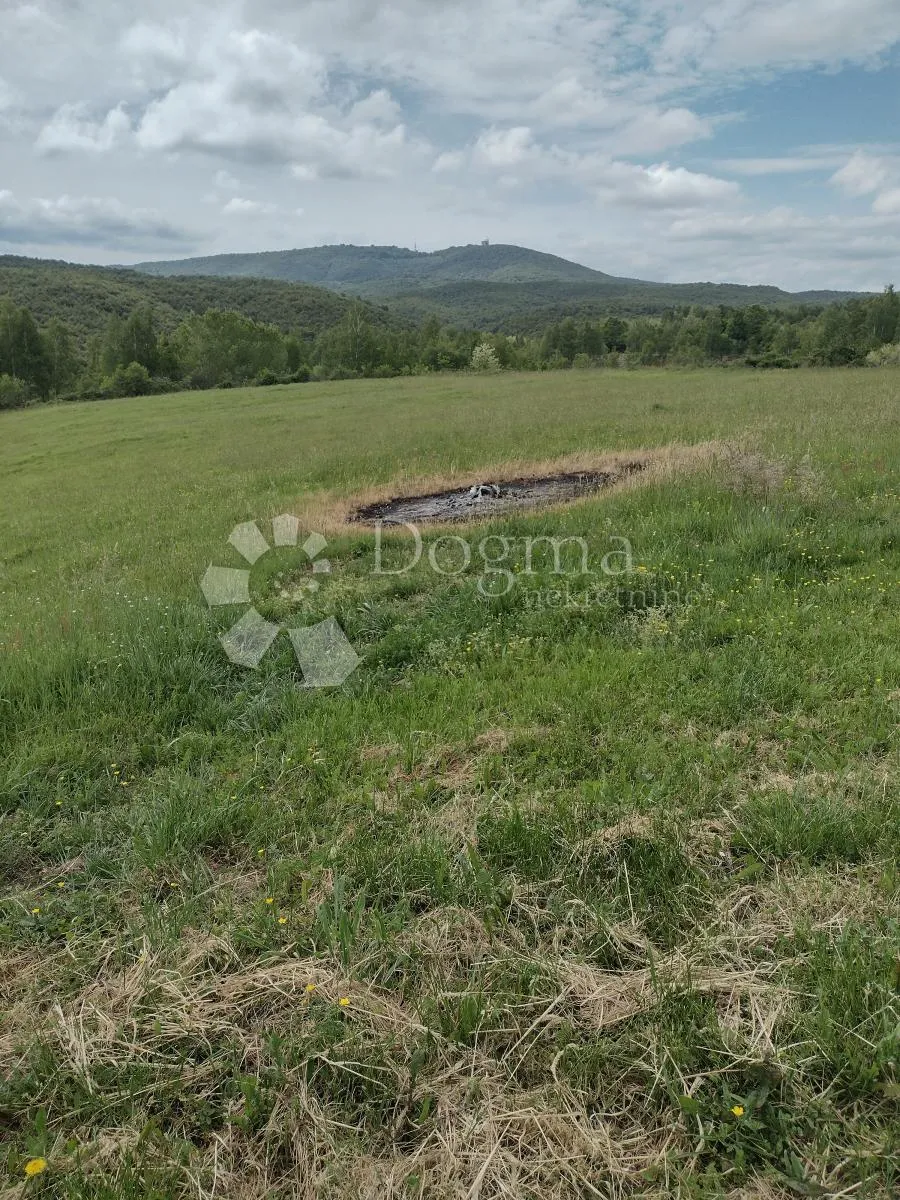kuća s pogledom na petrovu goru i besplatnim vodovodom - slika 3