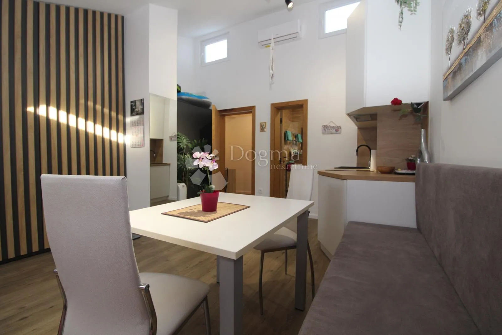 crikvenica dva apartmana - slika 25