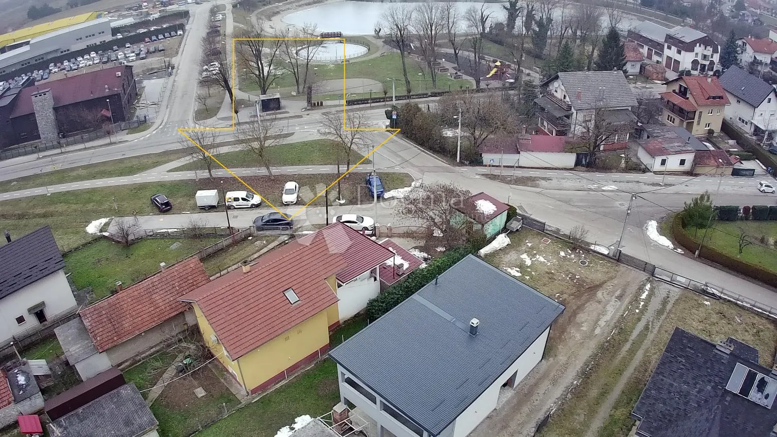 uređena kuća s bazenom i poslovnim prostorom – odlična lokacija uz jezero! - slika 70