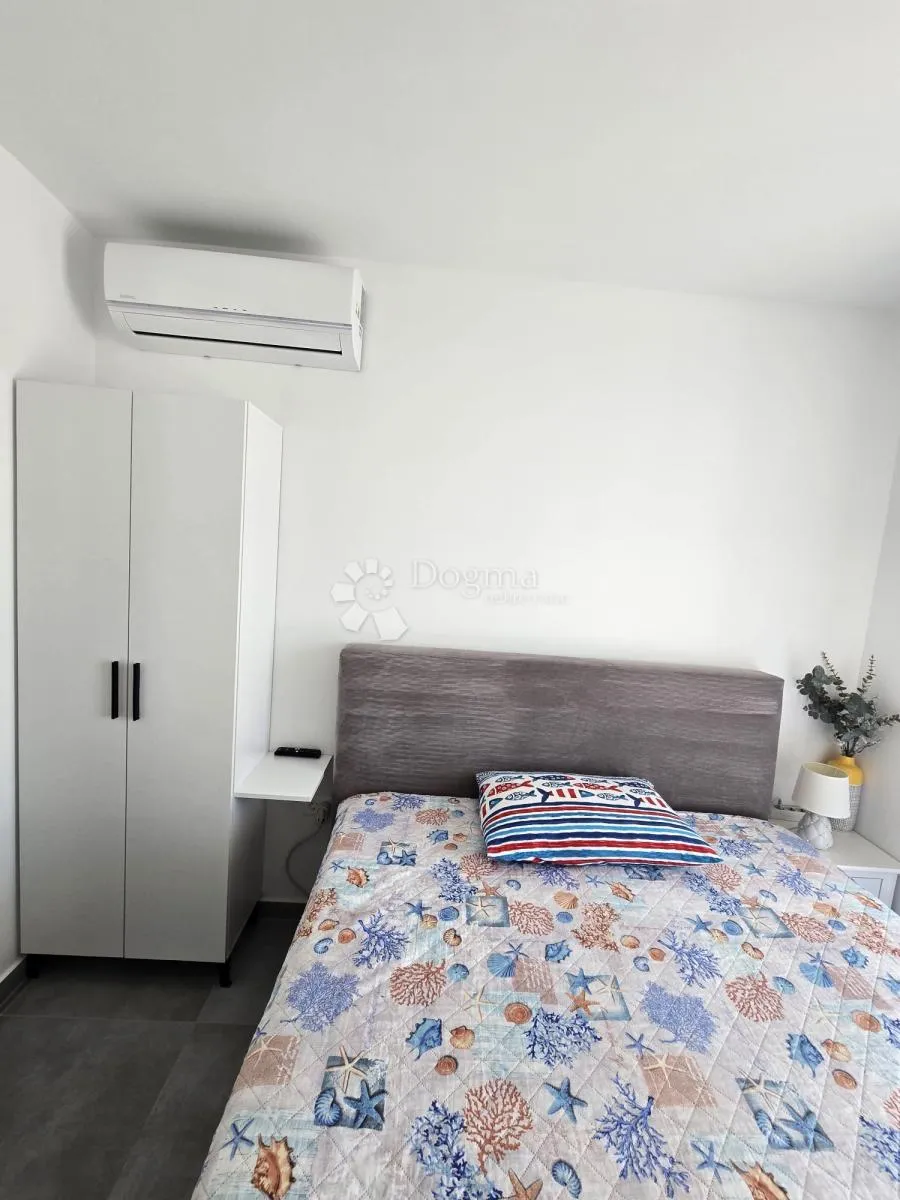 top stan sa dvorištem u novogradnji - slika 23