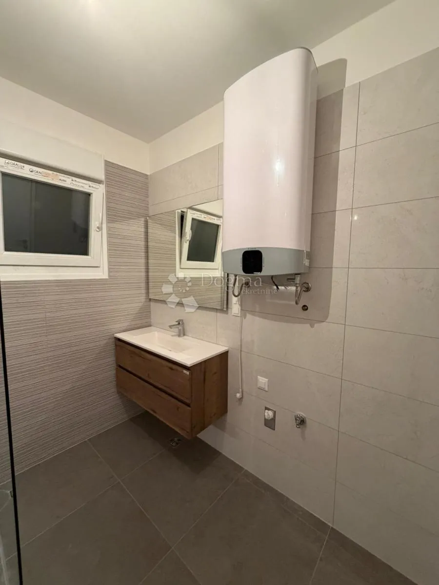 idealan stan u novogradnji, balan trogir - slika 7