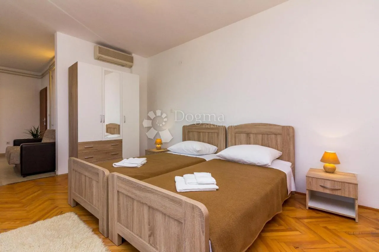 predivna apartmanska kuća! - slika 23