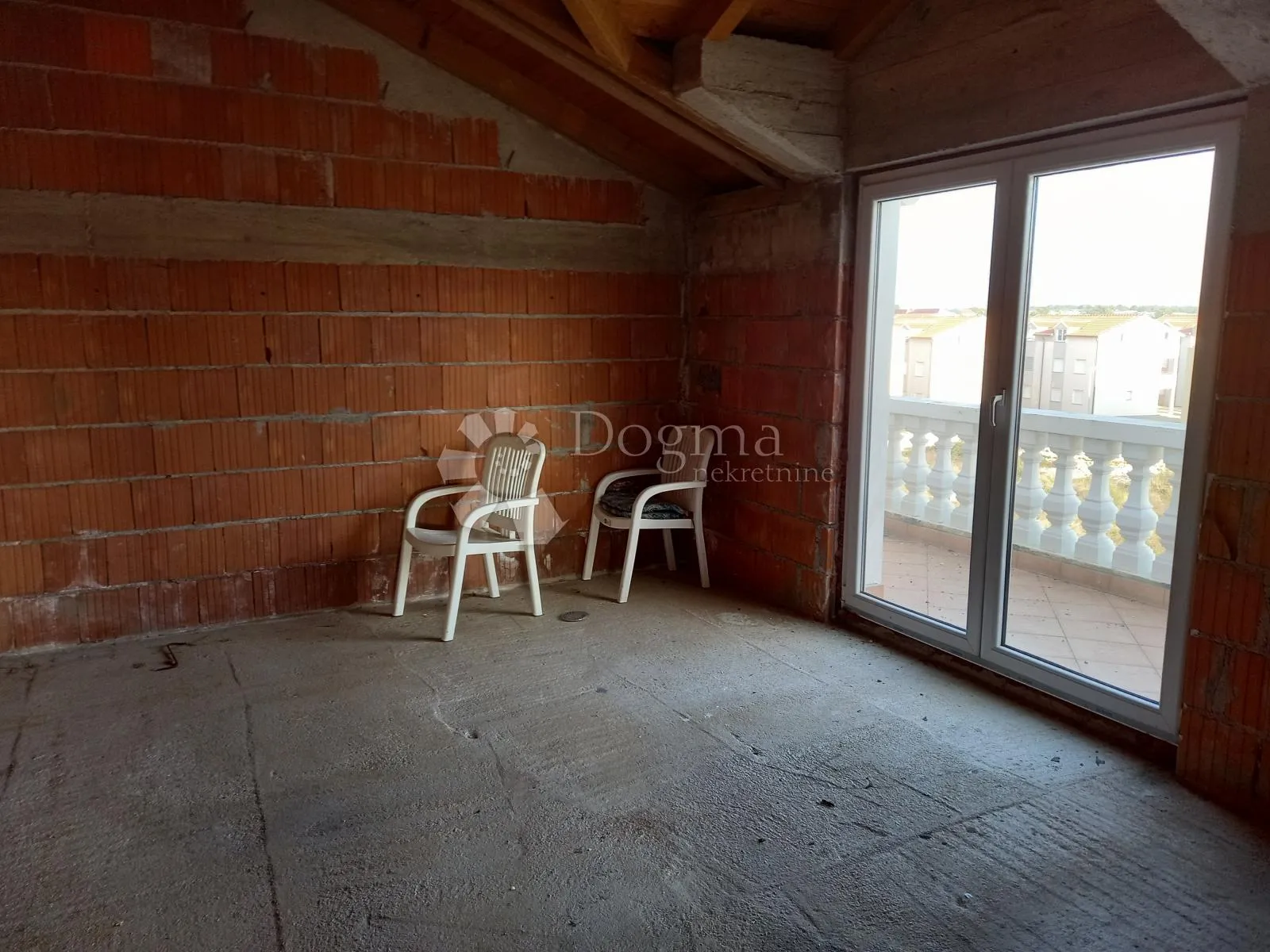 vodice - kuća 800 m2 odlična prilika - slika 51