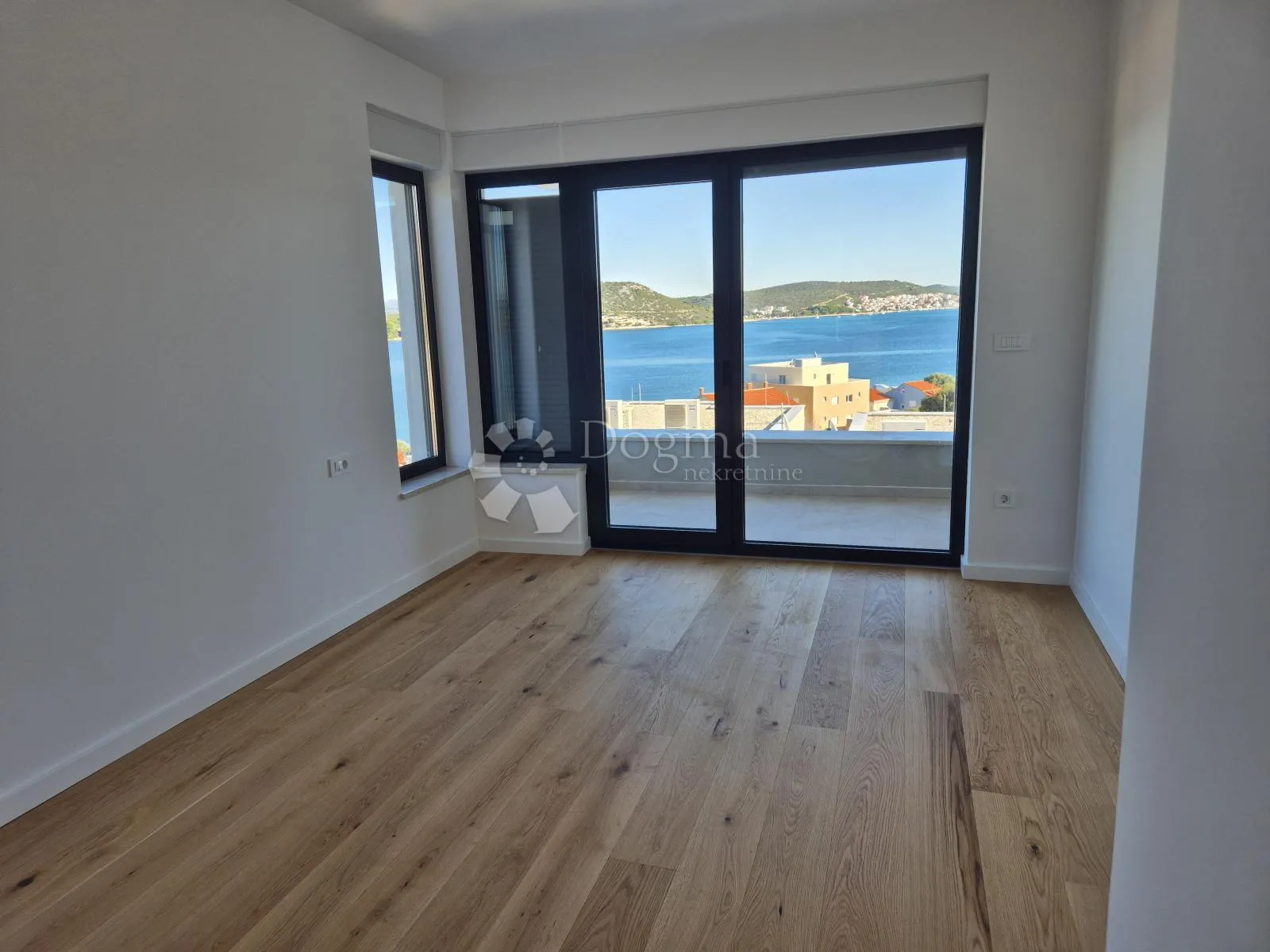 murter/betina- moderna villa s prekrasnim pogledom - slika 25