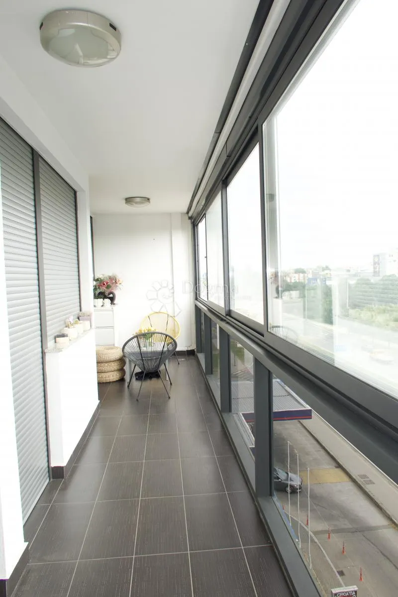 nova galerija 115m2 sam u dogmi!! - slika 25