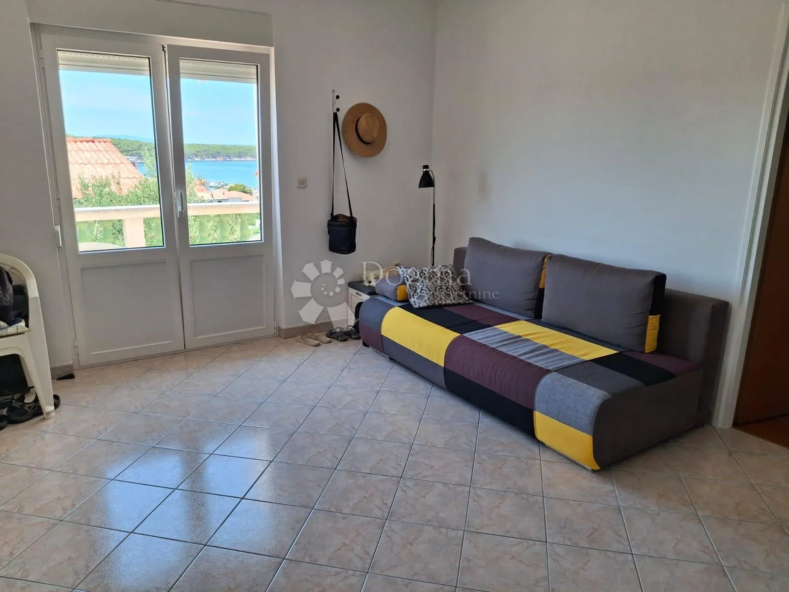 lijepi apartman u barbatu na mirnoj lokaciji - slika 5