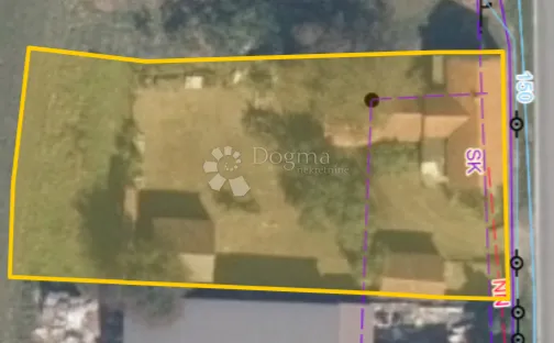 kuća s dvorištem i zemljištem u štrukovcu - slika 15