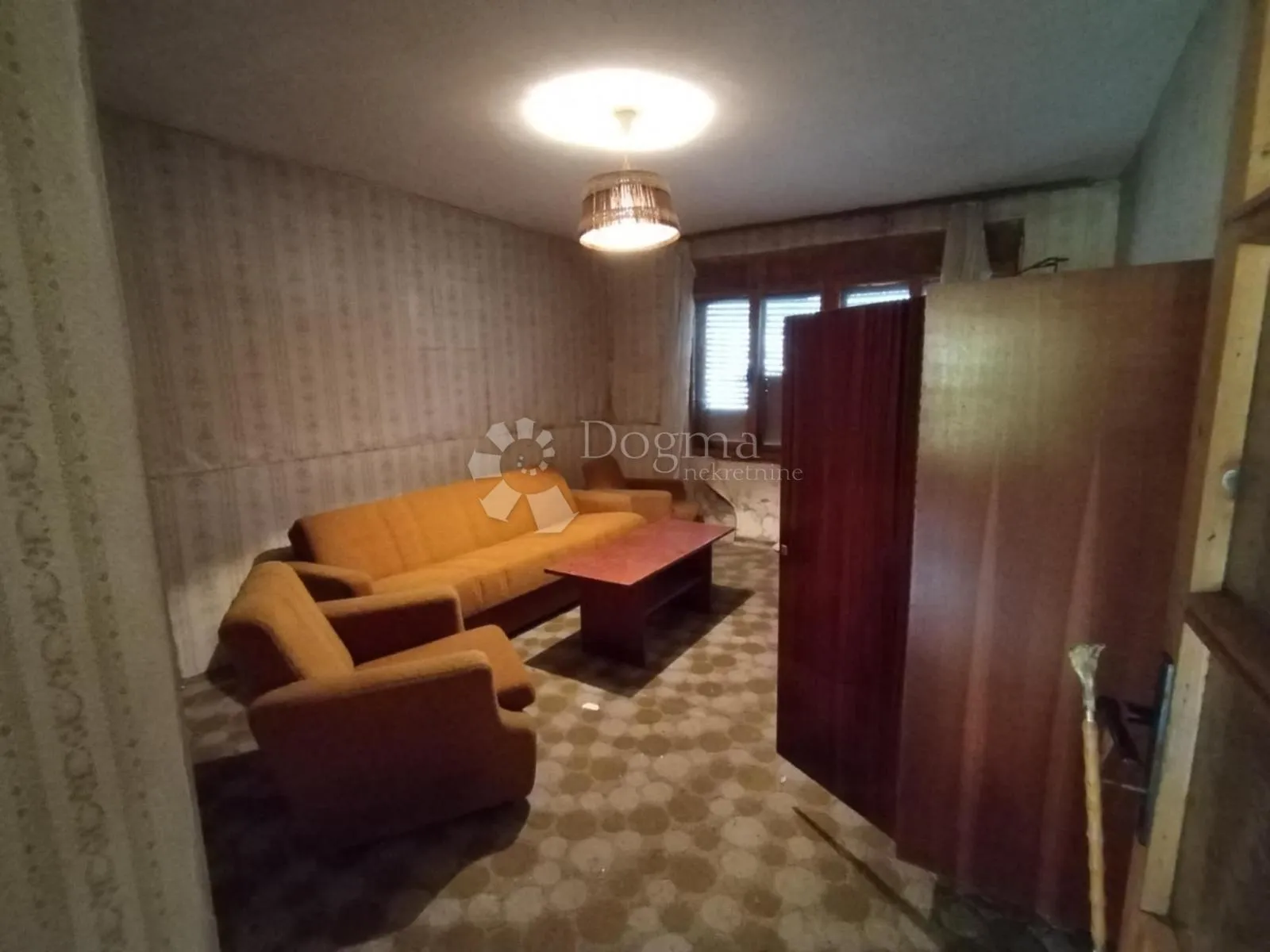 kuća za adaptaciju u virju–104,10 m² + garaža + gospodarska zgrada - slika 8