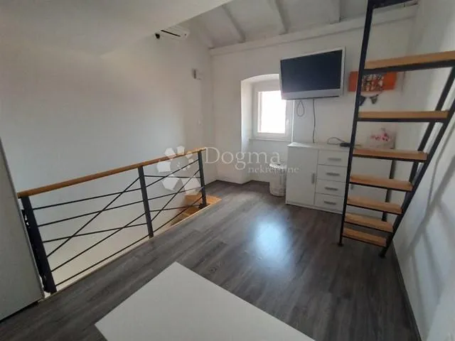 novouređeni apartman baška stara jezgra - slika 10