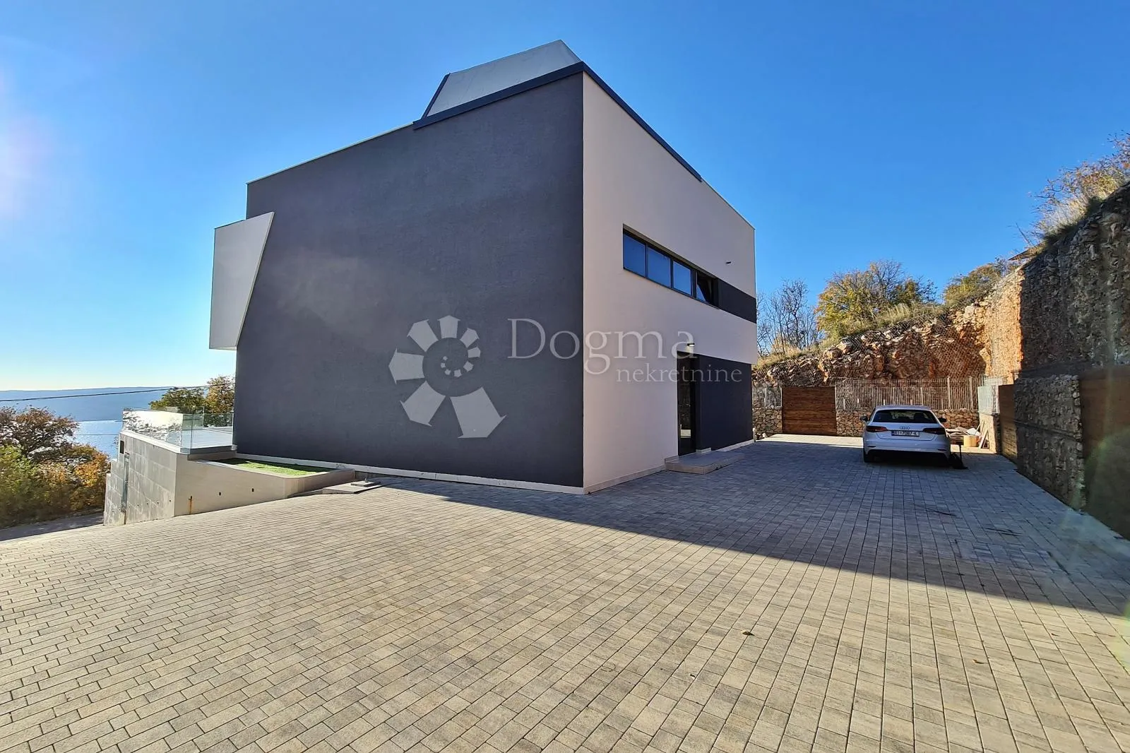 prekrasna villa u crikvenici - slika 34