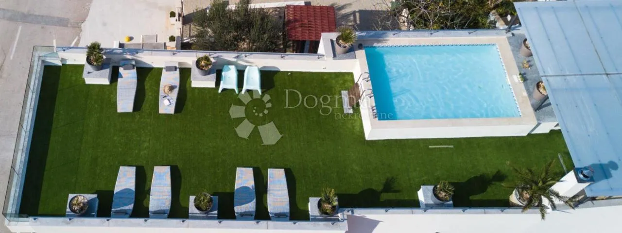 grebaštica - prekrasan mini hotel prvi red do mora - slika 8