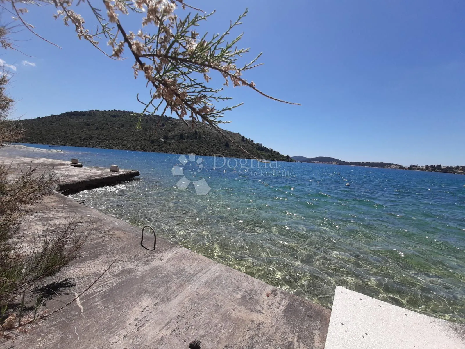 kuća 142m2 sa 2 apartmana, 100m od mora - sunčana rogoznica - slika 31